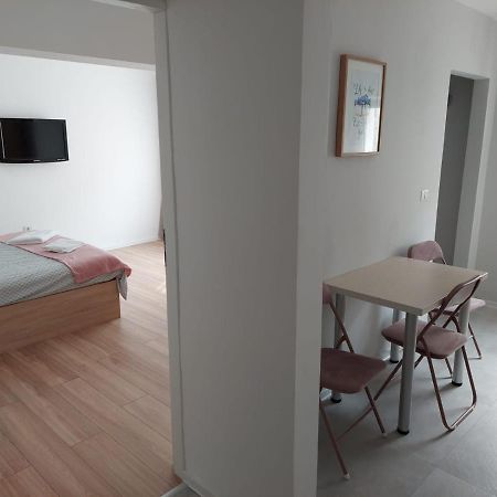 Ela'S Apartment Băile Herculane Eksteriør bilde